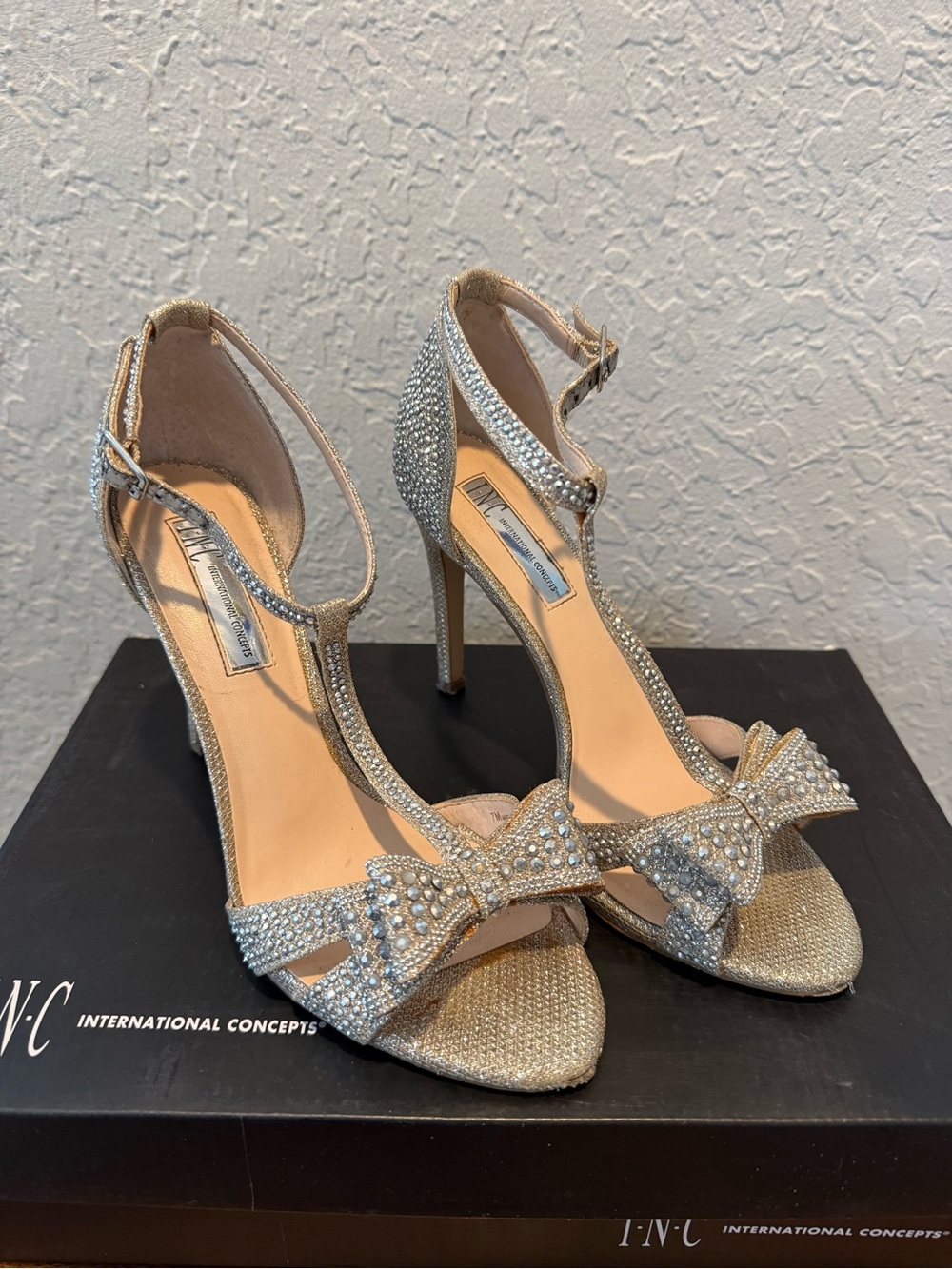 INC International Concepts Crystal Embellished Gold Bow Stiletto Sandals Prom